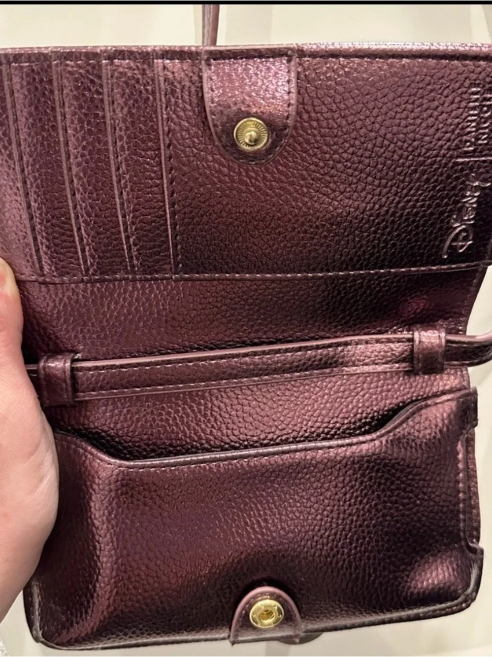 Rare Disney x Danielle Nicole Crossbody - Picture 2 of 5